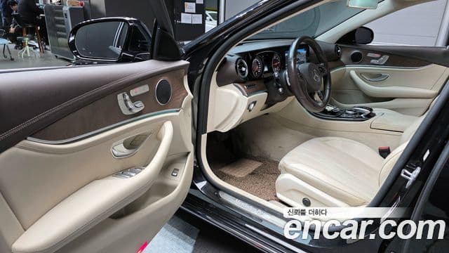 Mercedes-Benz E-класс W213 Exclusive, 2017 11