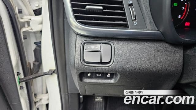 Kia K5 2세대 Prestige, 2016 17