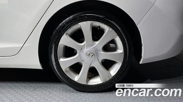 Hyundai Avante MD M16 GDI top, 2011 все фото