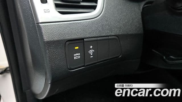 Hyundai Avante MD M16 GDI top, 2011 16