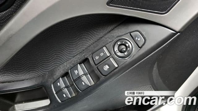 Hyundai Avante MD M16 GDI top, 2011 17