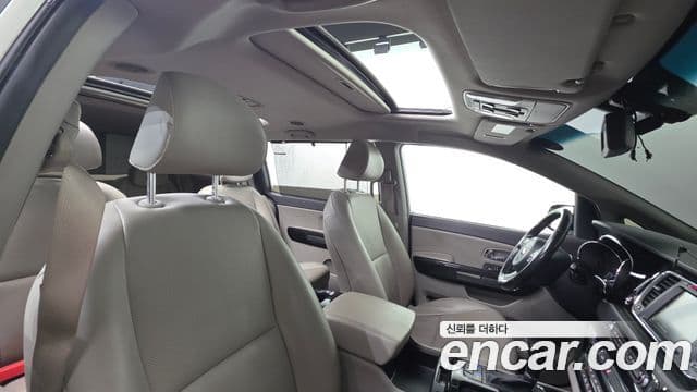 Kia All New Carnival Prestige, 2016 11