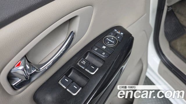 Kia All New Carnival Prestige, 2016 13