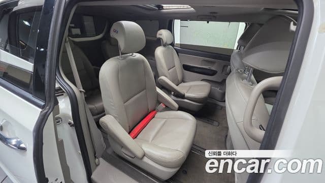 Kia All New Carnival Prestige, 2016 19