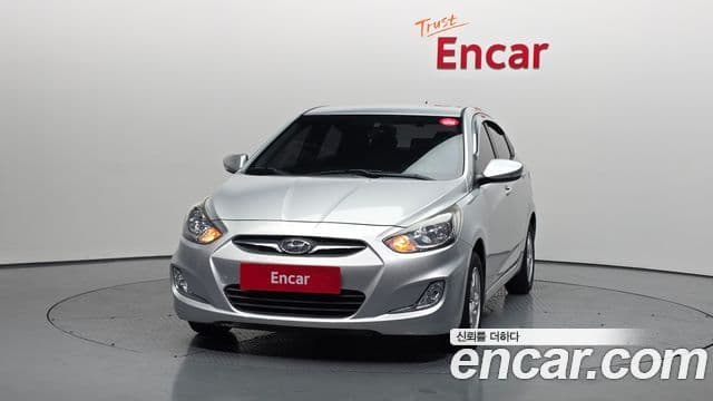 Hyundai Accent(новый кузов / новое поколение) Modern, 2015 3