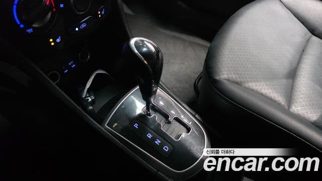 Hyundai Accent(новый кузов / новое поколение) Modern, 2015 9