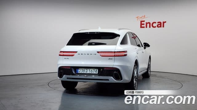 Genesis GV70, 2024 4