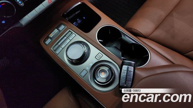 Genesis GV70, 2024 9