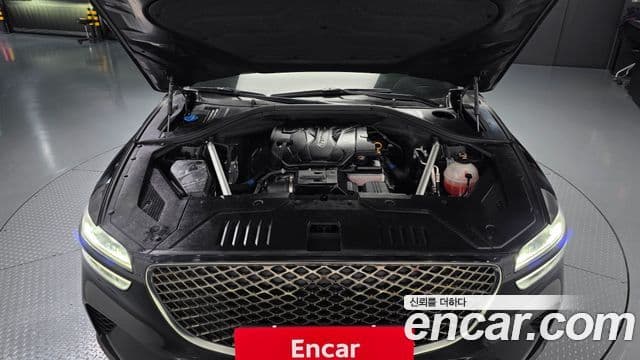 Genesis GV70, 2021 6