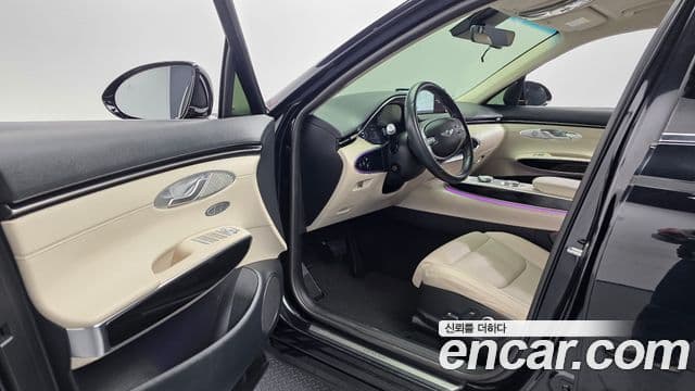 Genesis GV70, 2021 10