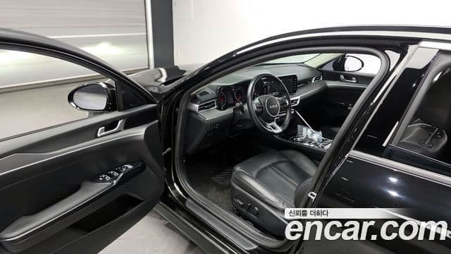 Kia K5 3세대 Trendy, 2023 10