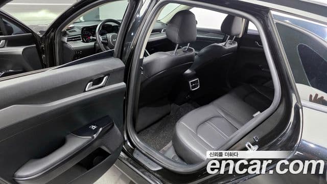 Kia K5 3세대 Trendy, 2023 11