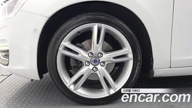 Volvo S60 2세대, 2018 все фото