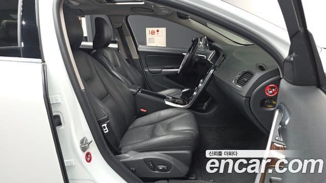 Volvo S60 2세대, 2018 11