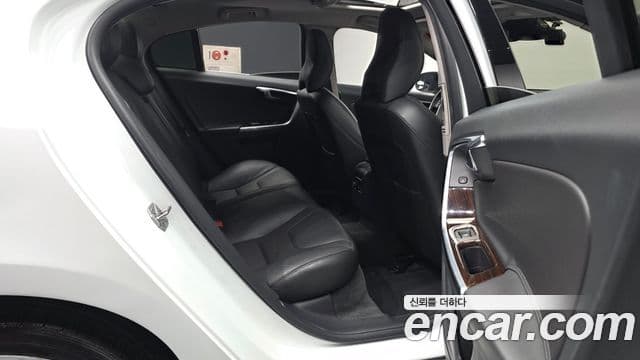 Volvo S60 2세대, 2018 12