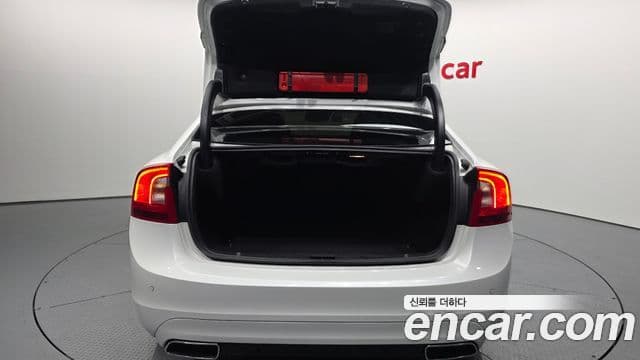 Volvo S60 2세대, 2018 20