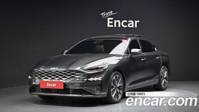 Kia K8 Signature, 2023 1