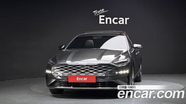 Kia K8 Signature, 2023 3