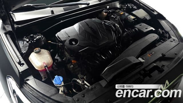 Kia K8 Signature, 2023 6