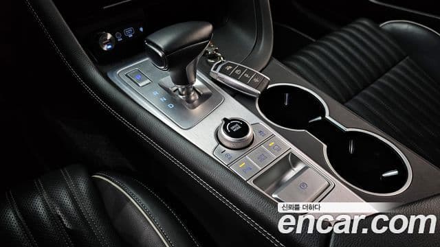 Genesis G70 Elite, 2019 9