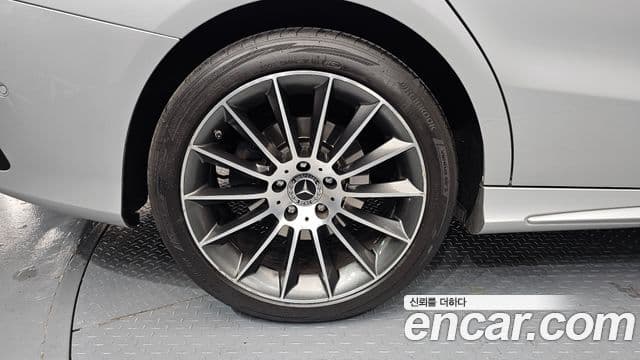 Mercedes-Benz CLA-класс C117 AMG Line, 2017 все фото