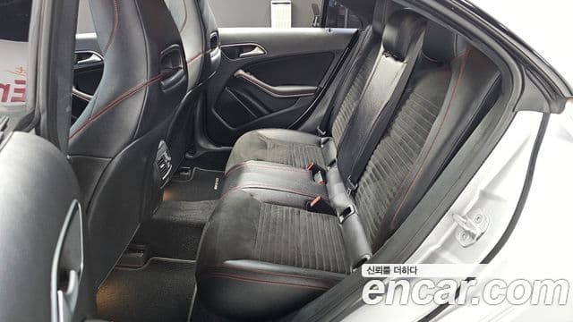 Mercedes-Benz CLA-класс C117 AMG Line, 2017 12