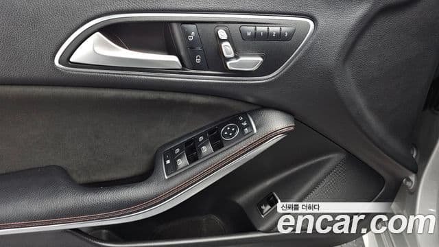 Mercedes-Benz CLA-класс C117 AMG Line, 2017 17