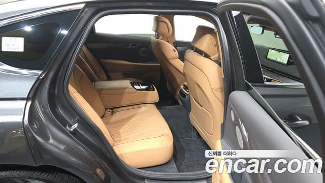 Genesis G80 (RG3) бензин 2.5 турбо AWD, 2021 12