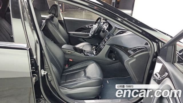 Hyundai Grandeur HG Premium, 2016 12