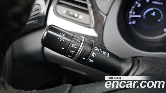 Hyundai Grandeur HG Premium, 2016 16