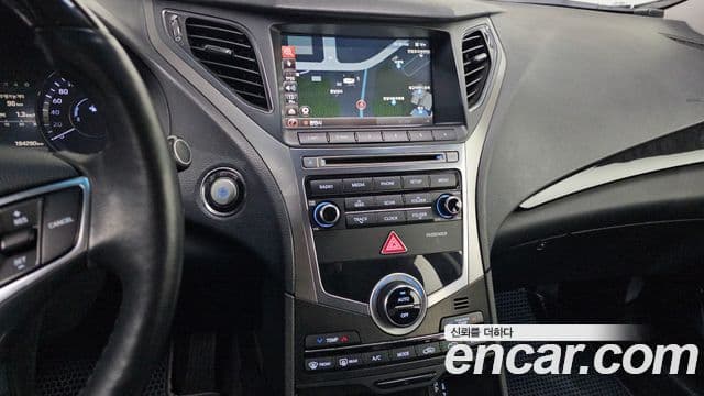 Hyundai Grandeur HG Premium, 2016 17