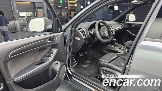 Audi SQ5 8R, 2016 11