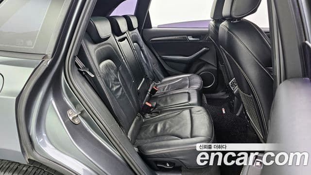 Audi SQ5 8R, 2016 12