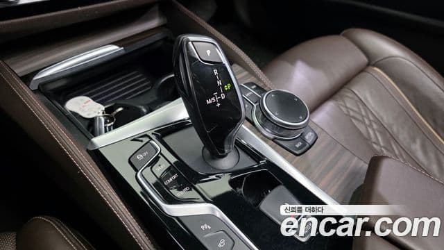 BMW 5시리즈 (G30) 520d xDrive M Sport Plus, 2017 9