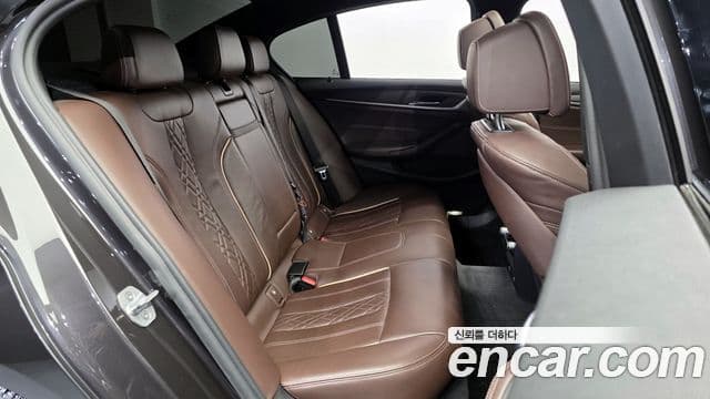 BMW 5시리즈 (G30) 520d xDrive M Sport Plus, 2017 12