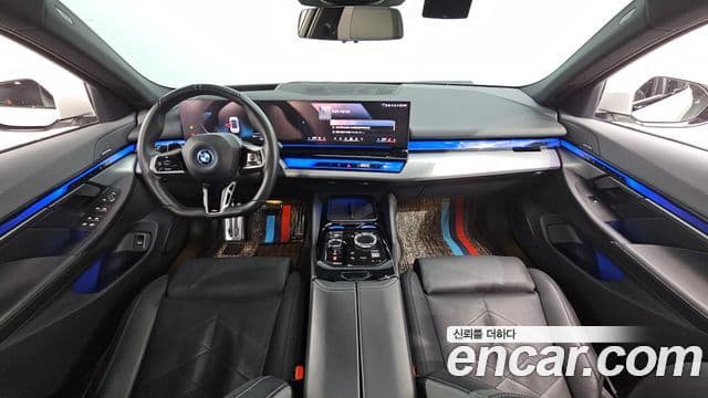 BMW i5 (G60) eDrive 40 M Sport, 2024 7