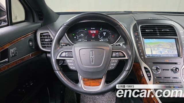 Lincoln Nautilus 1세대, 2020 13