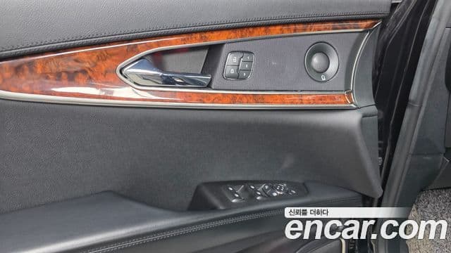 Lincoln Nautilus 1세대, 2020 17