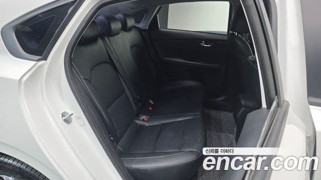 Kia The / новый New K3 2세대 Prestige, 2024 12