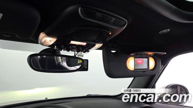 Mini Cooper 3세대, 2017 19