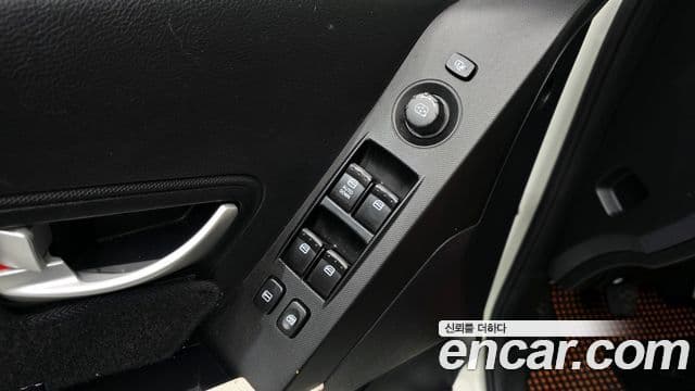 KG모빌리티(SsangYong) Korando C Chic 2WD, 2012 11