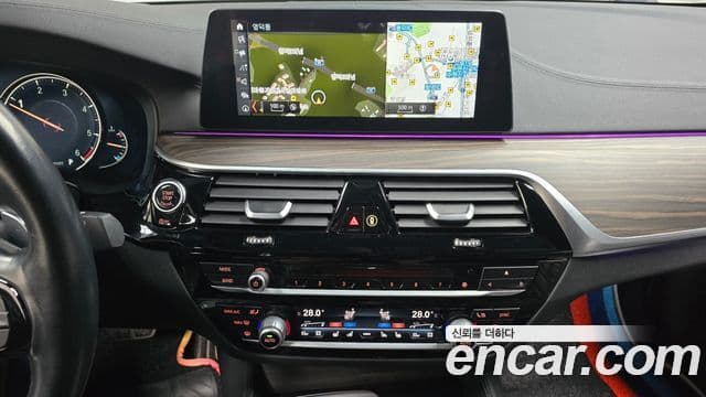 BMW 5시리즈 (G30) 520d M Sport Plus, 2017 14