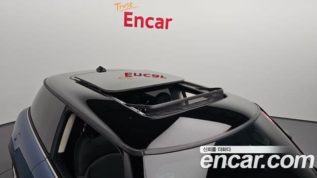 Mini Cooper 3세대, 2022 19