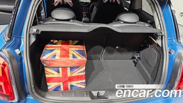 Mini Cooper 3세대, 2022 20