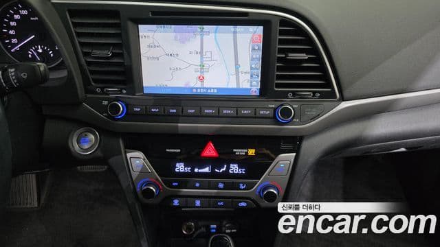 Hyundai Avante AD Modern, 2018 14