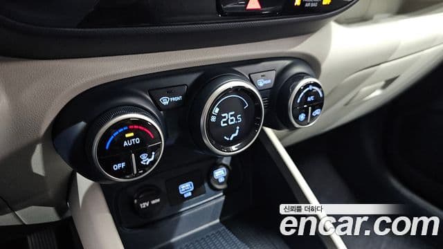 Hyundai Venue Modern, 2020 19