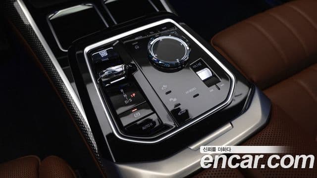 BMW 7시리즈 (G70) 750e xDrive M Sport, 2024 9