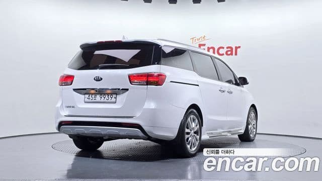 Kia All New Carnival Prestige, 2016 2