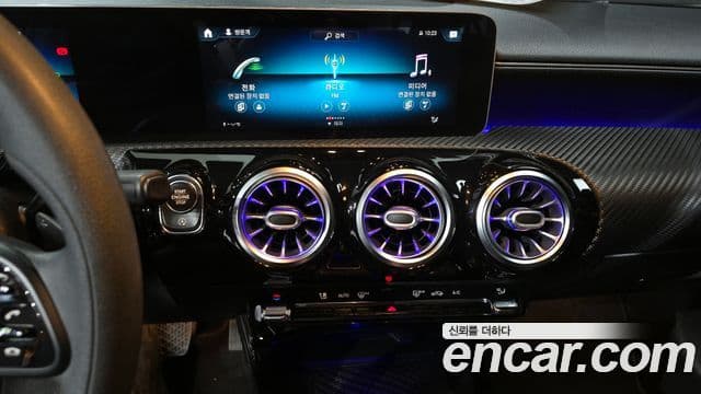 Mercedes-Benz A-класс W177 A220 седан, 2020 16