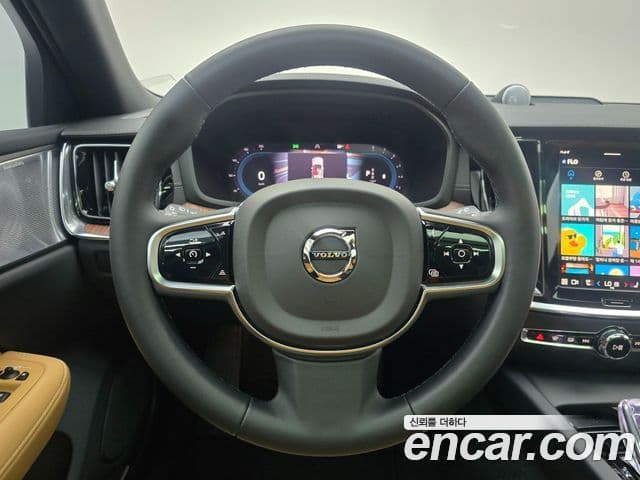 Volvo V60 Cross Country 2세대 B5 Ultra AWD, 2025 12